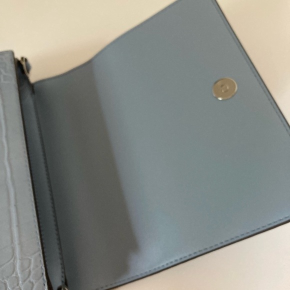 🦋NWT Authentic Michael Kors Leather CrocCrossbody - Picture 11 of 14